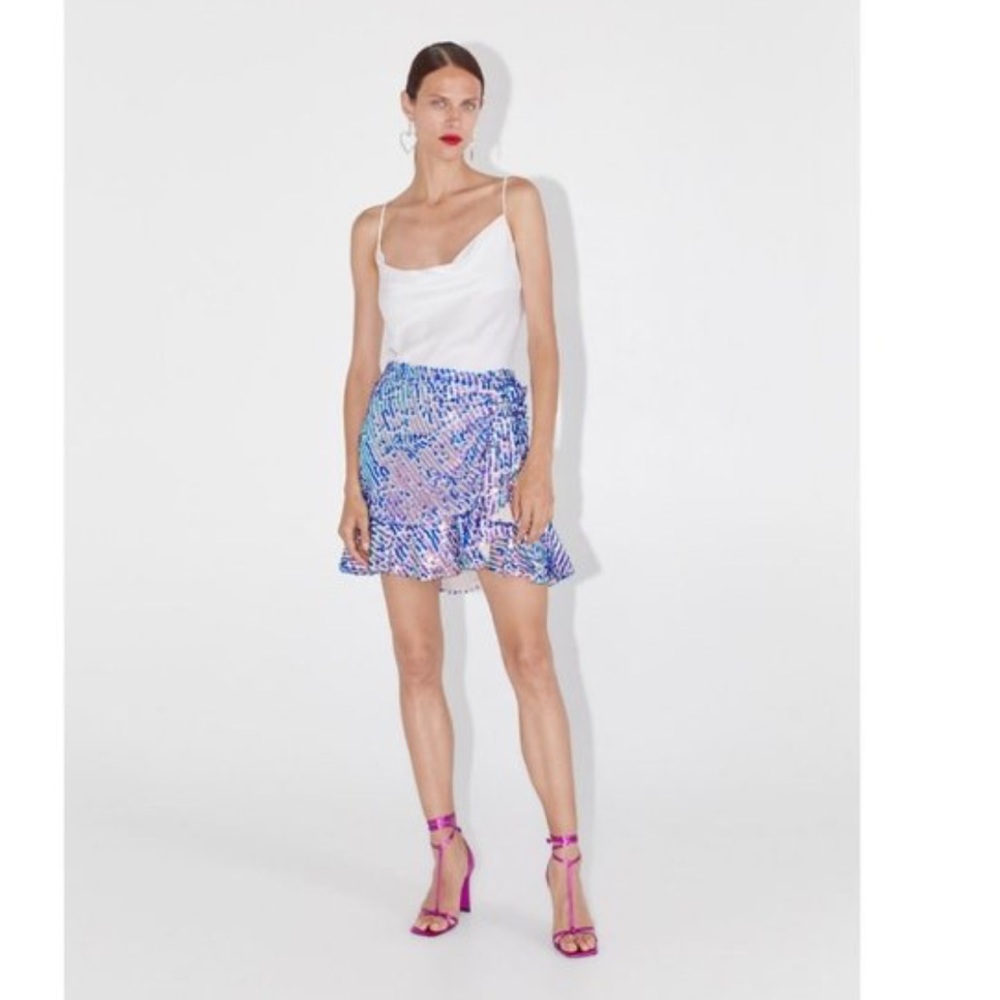 Zara NWT Multicolored Sequin Ruffled Mini Skirt ✨✨